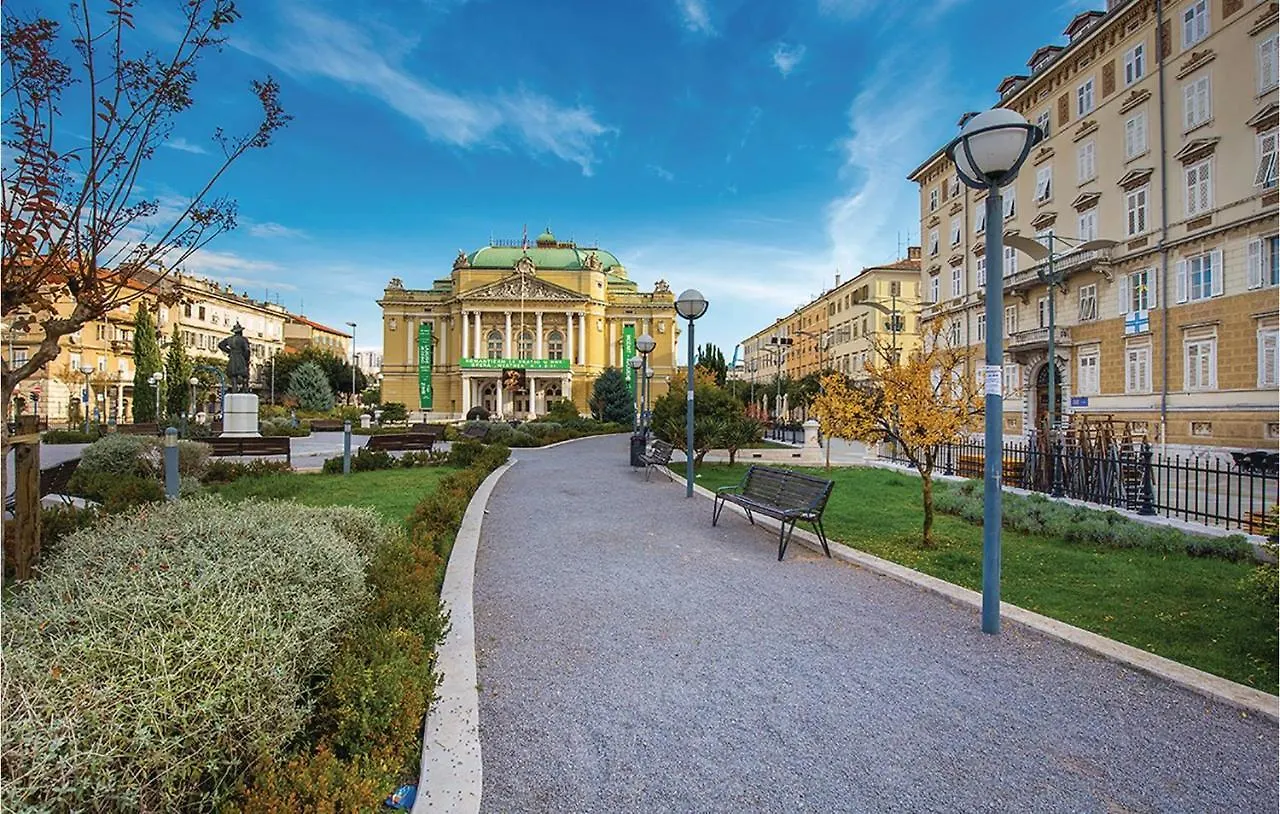 Gorgeous Apartment In Rijeka With Kitchen