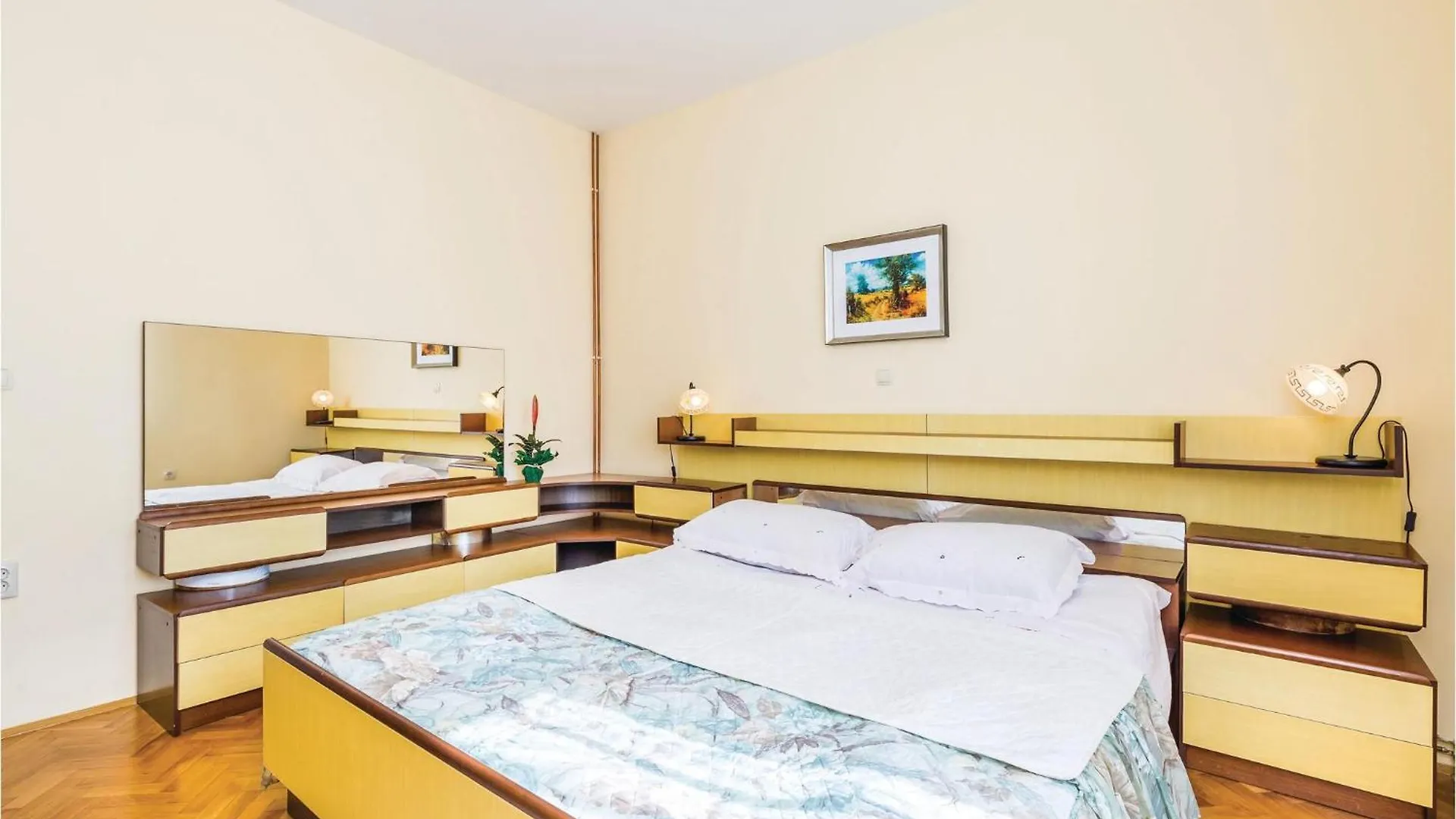 Gorgeous Apartment In Rijeka With Kitchen